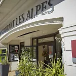 Les Alpes 3*
