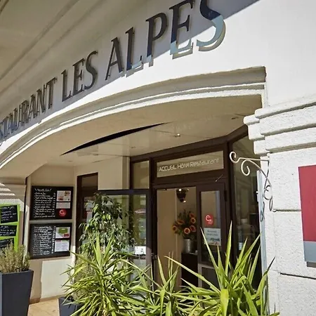 호텔 Les Alpes 그뢰오레방