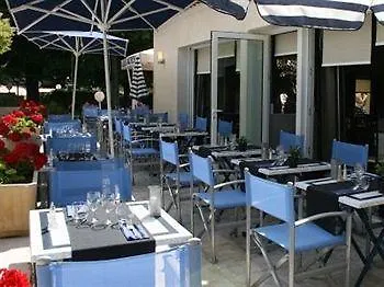 Les Alpes Hotel 3*