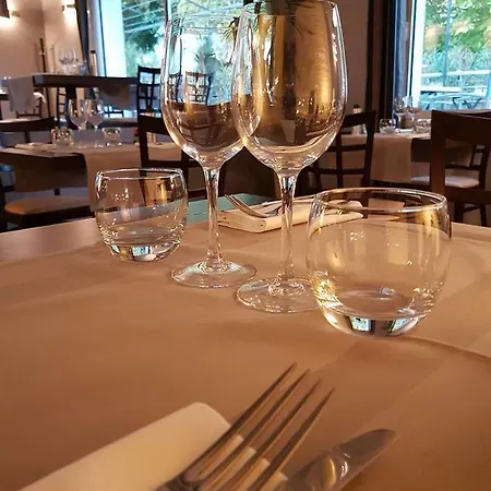 Les Alpes 호텔 3*