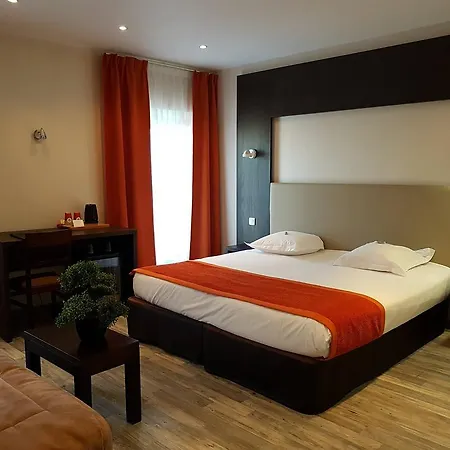 Des Alpes Hotel