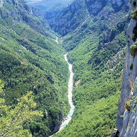 Des Alpes 3*